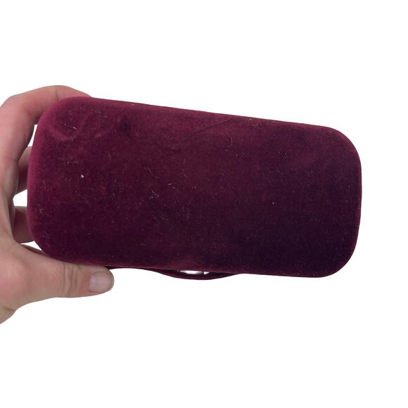 Gucci Burgundy velvet sunglasses case - Picture 4 of 4